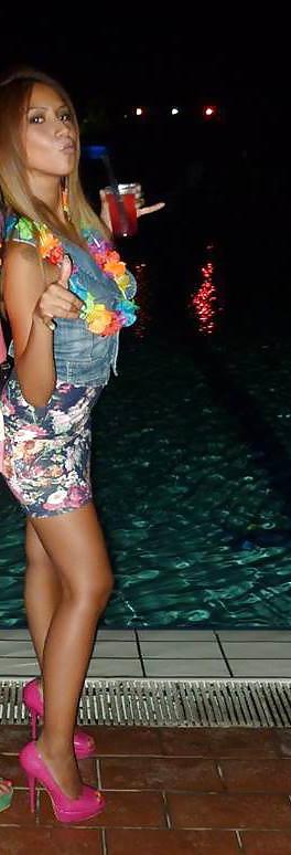 15P Mix italian girls hot