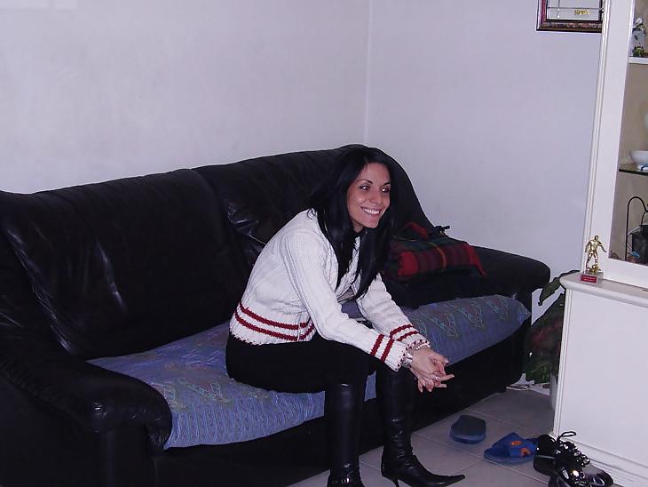 25P Pretty italian girl