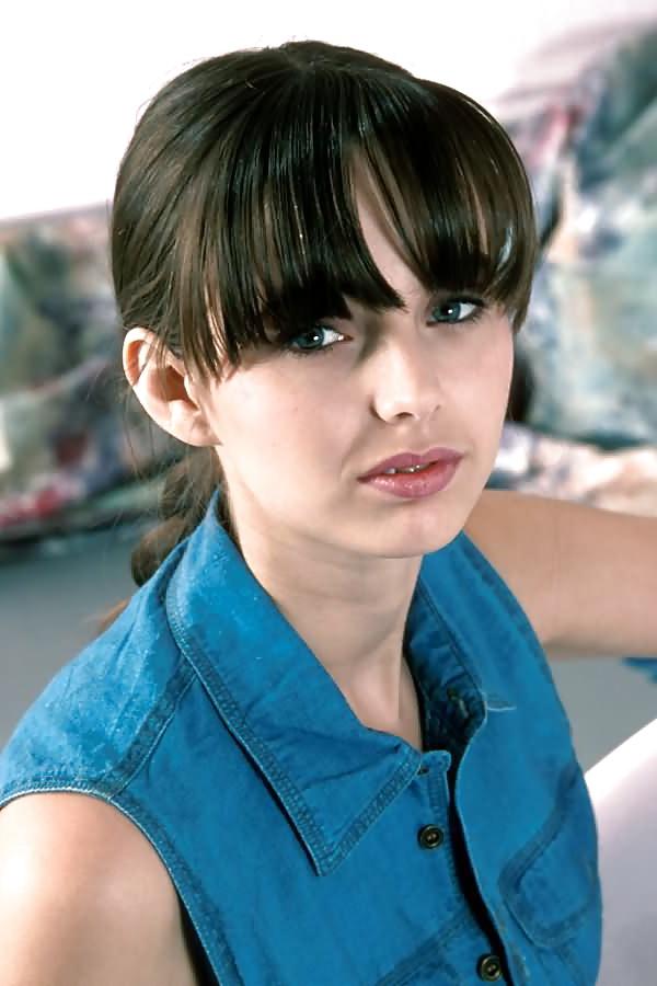 25P Cute and tall girl