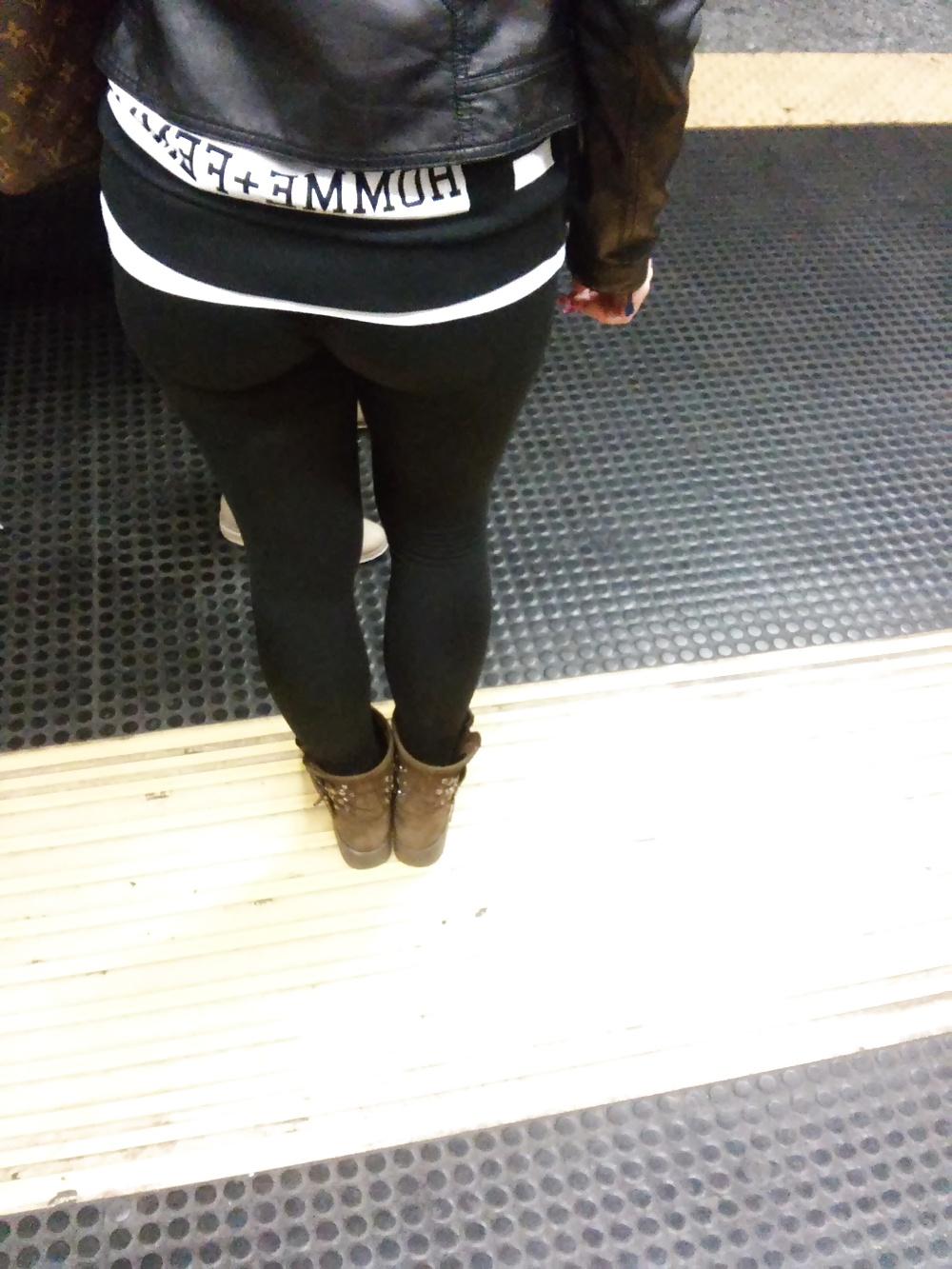 8P Hot italian ASS teen on subway