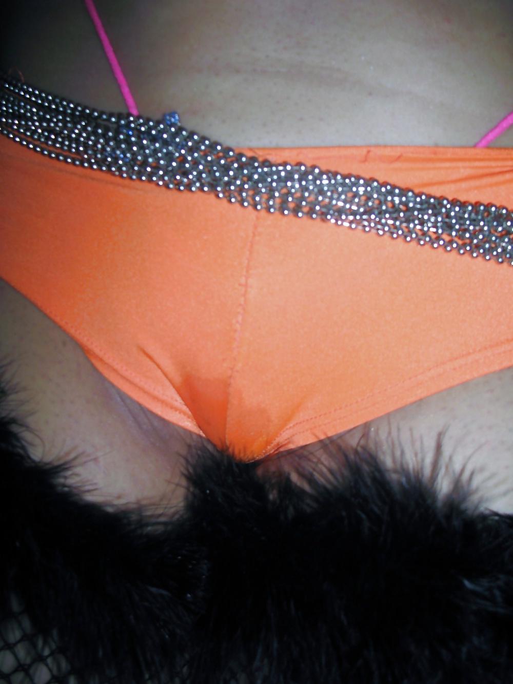 14P Latina inocente