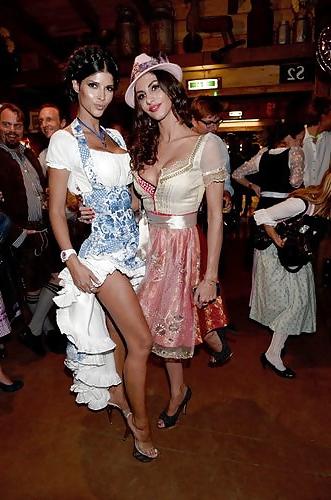 25P Janina Youssefian-Hot German MILF
