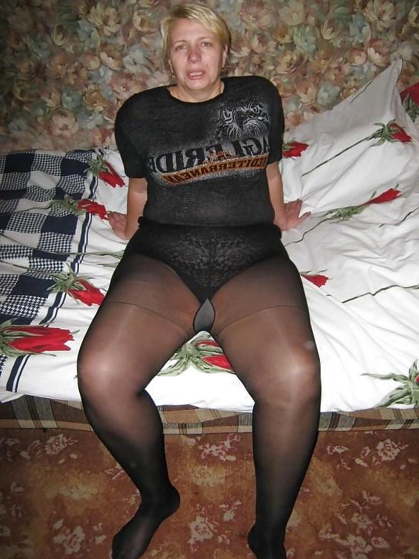 24P Hot milfs and gilfs