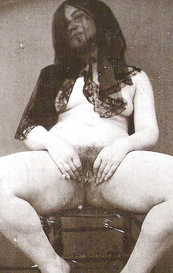 25P History of porn photos in past-istorija porno fotografije