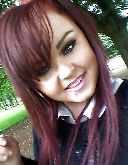 12P Would you empty your balls in chubby chav Sammi? 