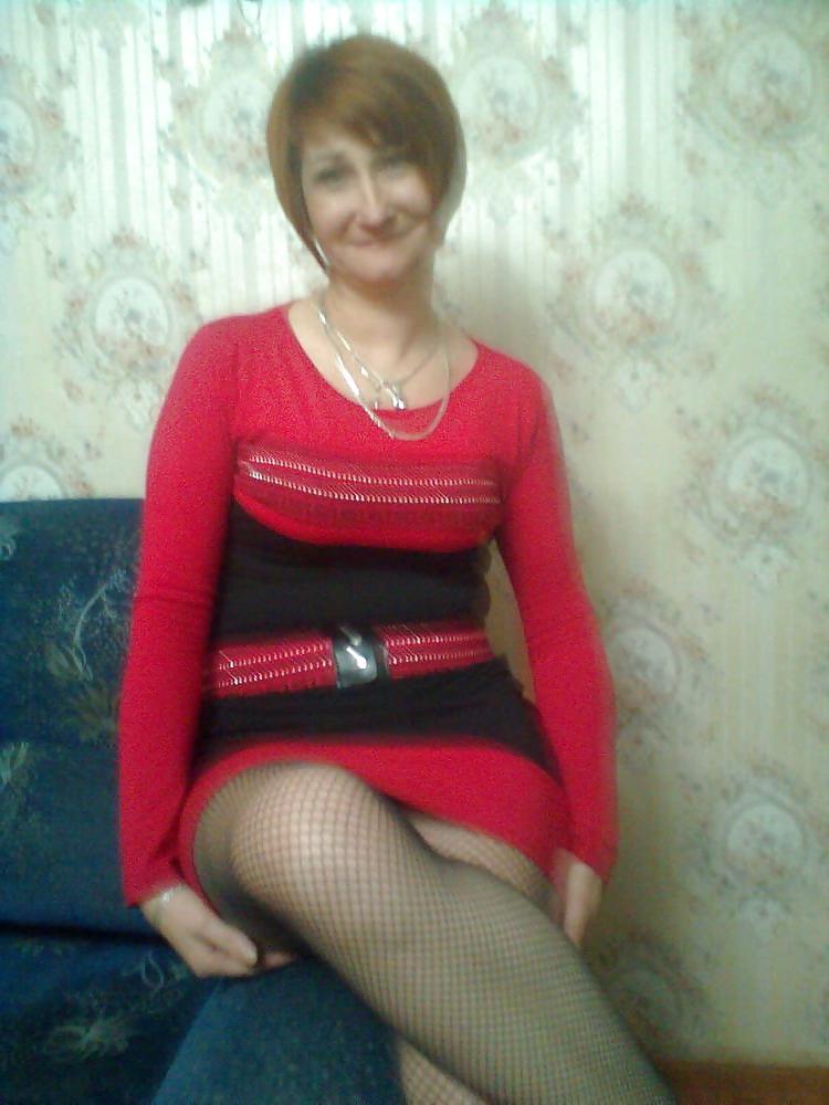 13P Stupid Whore Posing