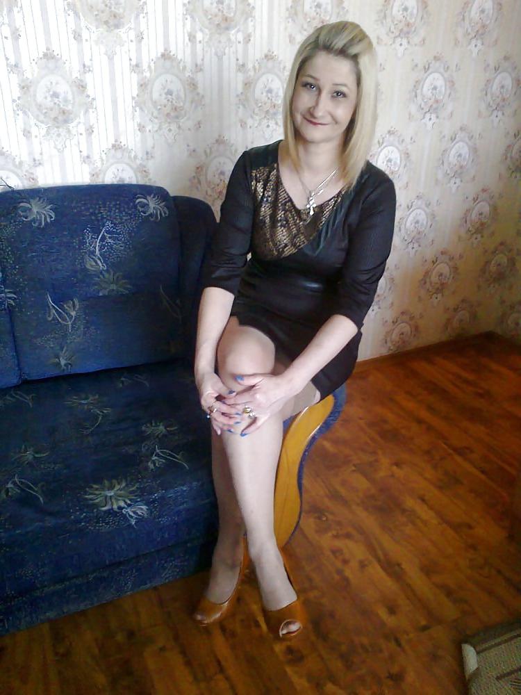 13P Stupid Whore Posing