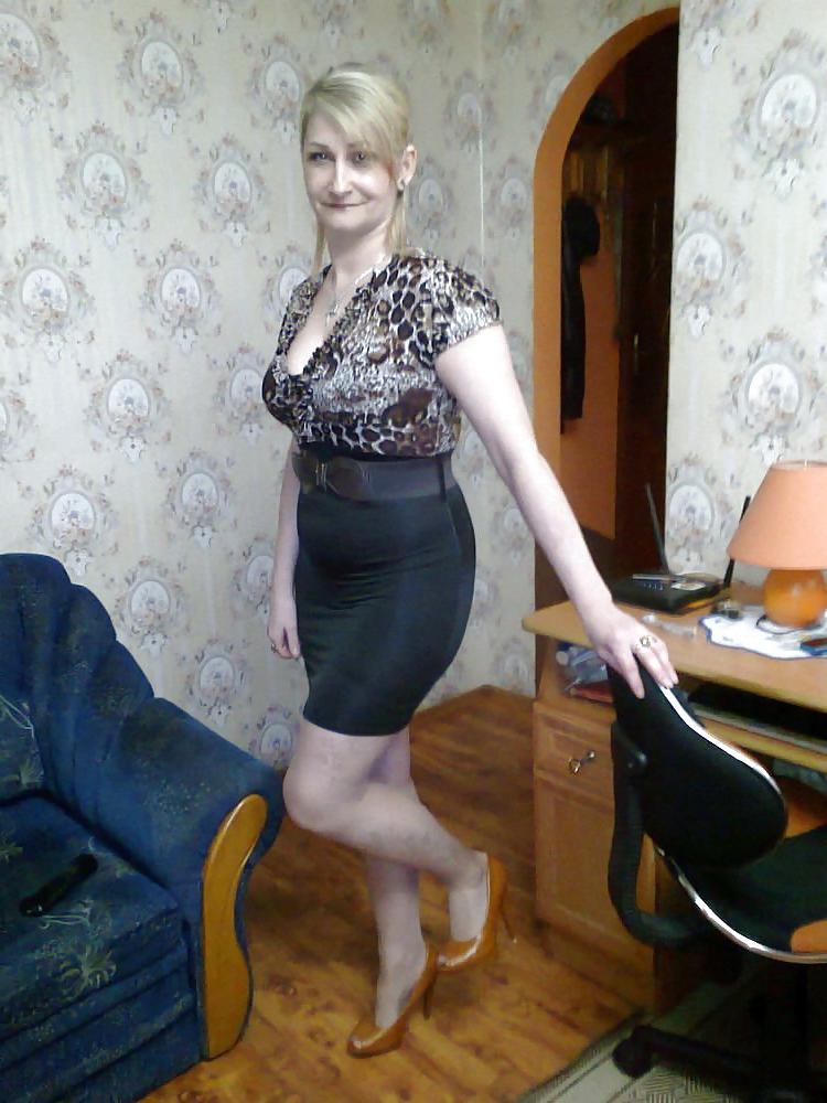13P Stupid Whore Posing