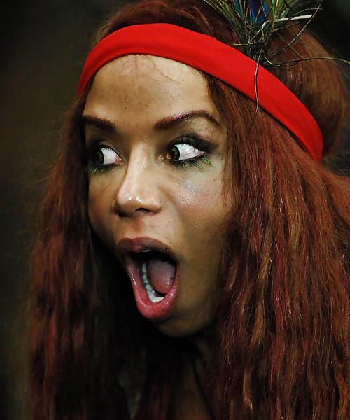 12P Internet pics of Lorielle London...