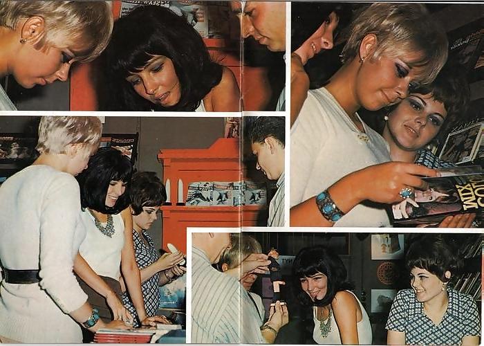 16P Vintage Magazines Porno Instruction- 1970