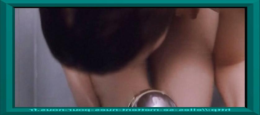 21P Charlotte Gainsbourg nue a 18 25 30 et 37 ans