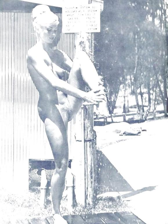25P Vintage black and white photos naked women