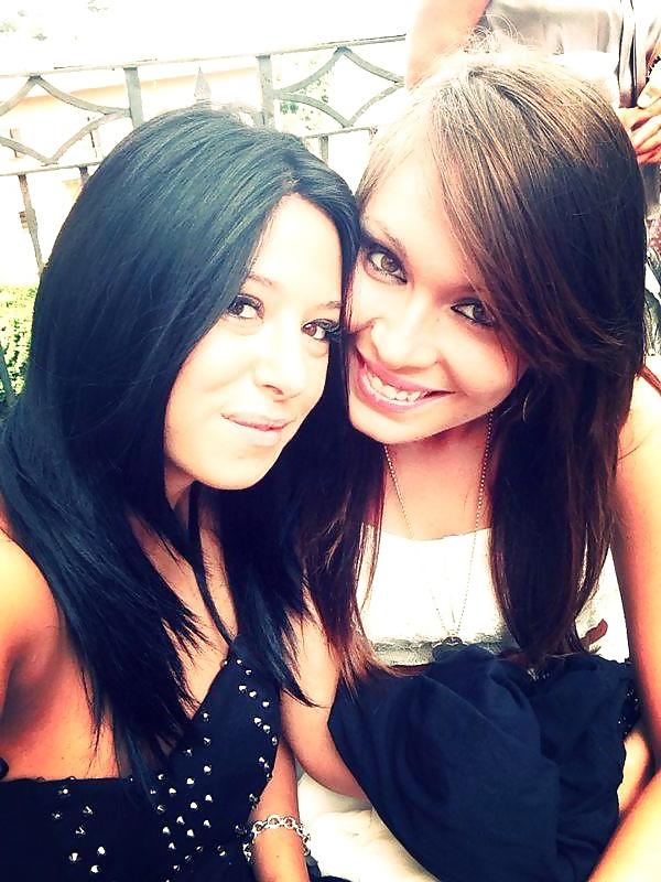 19P Hot italian Federica and friends