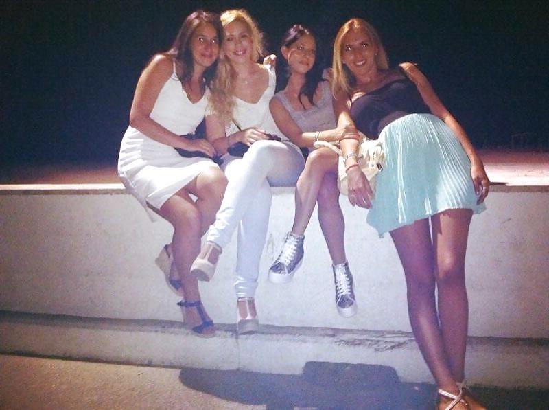 19P Hot italian Federica and friends
