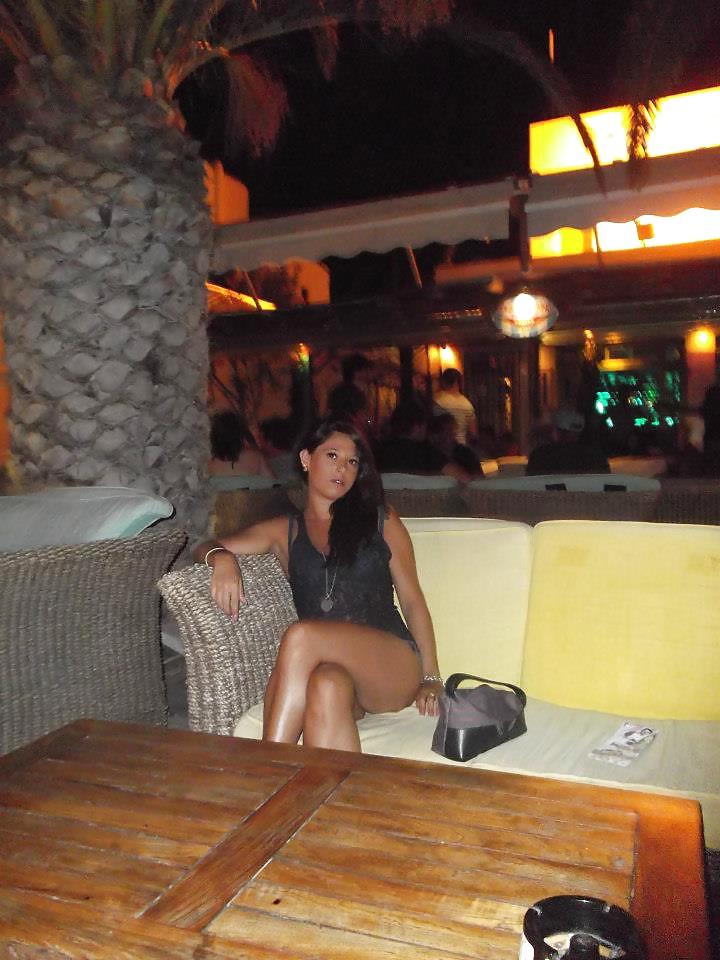 19P Hot italian Federica and friends
