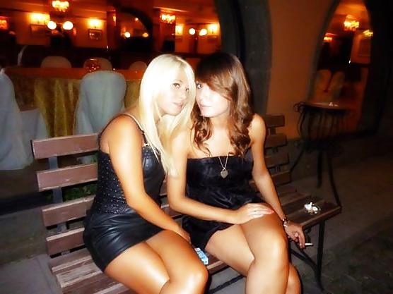 19P Hot italian Federica and friends