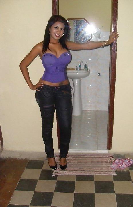 24P Chicas Cubanas