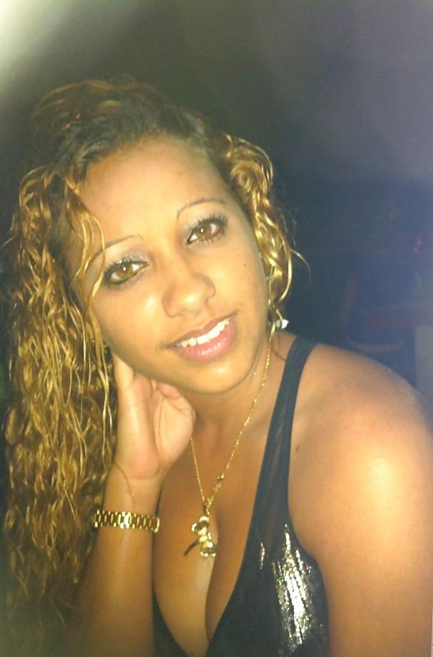 24P Chicas Cubanas