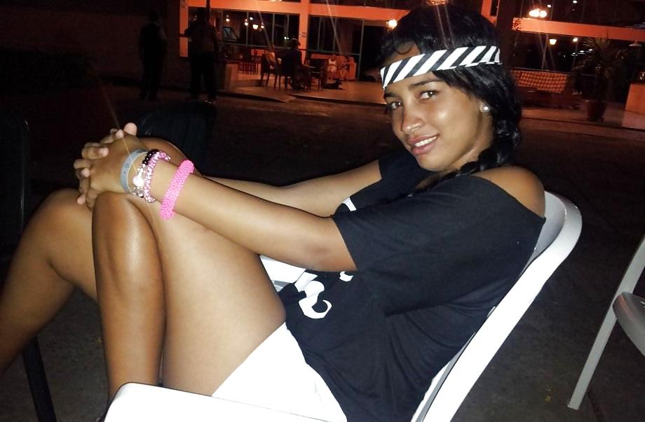 24P Chicas Cubanas