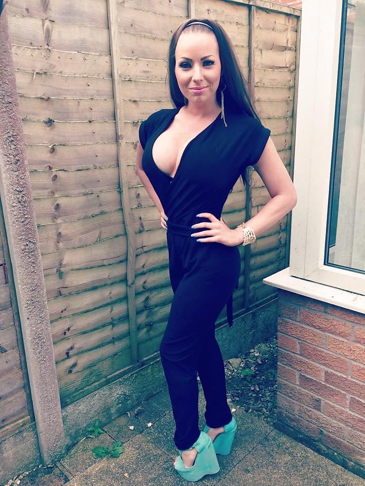 25P Would you empty your balls in these chavs? 2