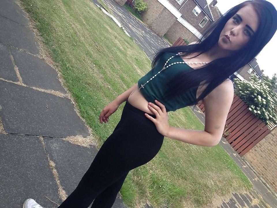 25P Would you empty your balls in these chavs? 2