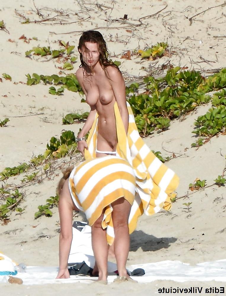 25P A-Z of Celebrity Caps,Stills & oops 291