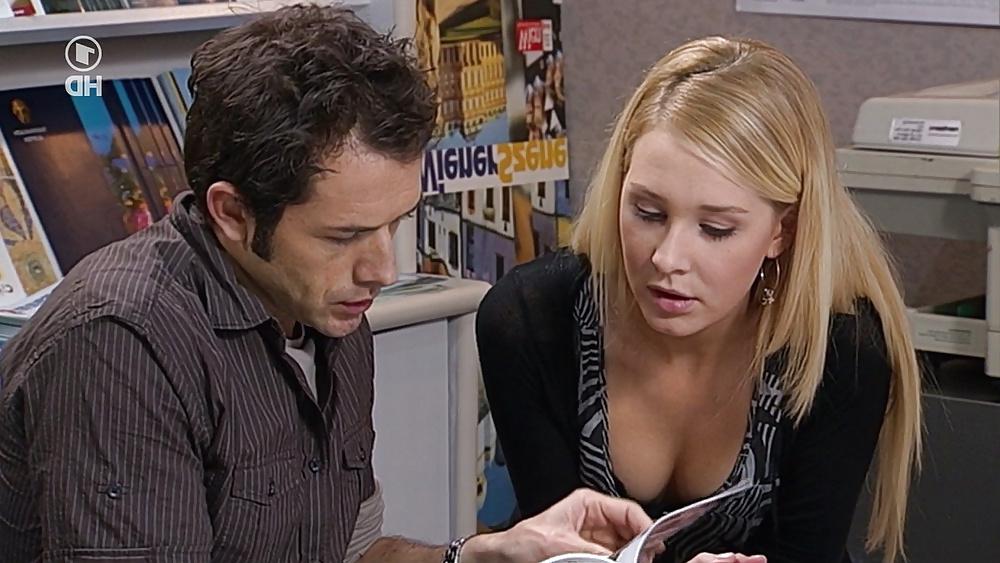 25P Clara Dolny (Lindenstrasse) - Mix
