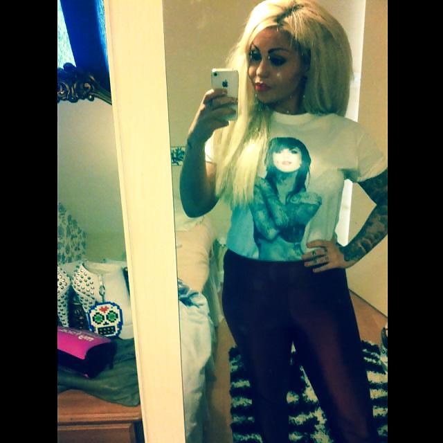 11P Would you empty your balls in chav Danni?