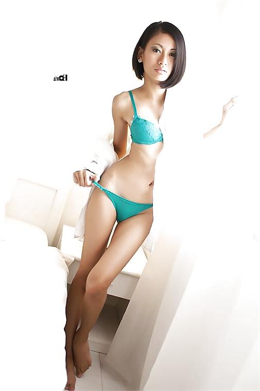 23P Exotic babes