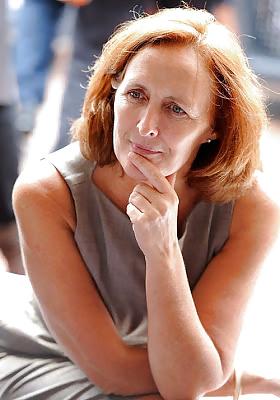 25P Sexy Milf Celebrity Fiona Shaw