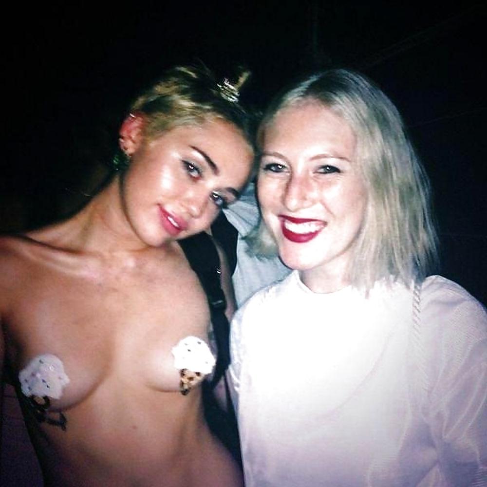 25P Celebrity leaks