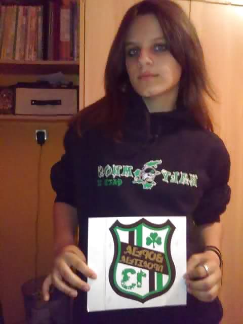 25P -Magenta Girls- Ultras, Hooligans and Football Girls GREECE