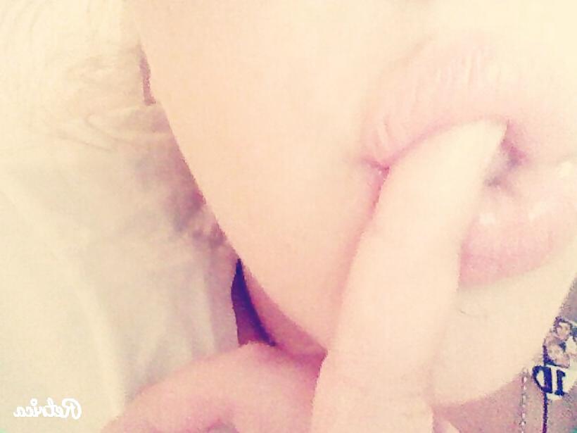 24P Italian slut 