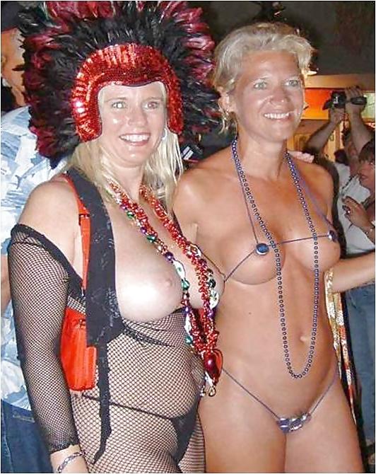 25P GILF's & MILF's