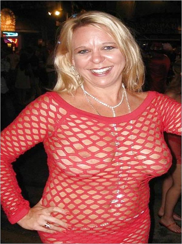 25P GILF's & MILF's
