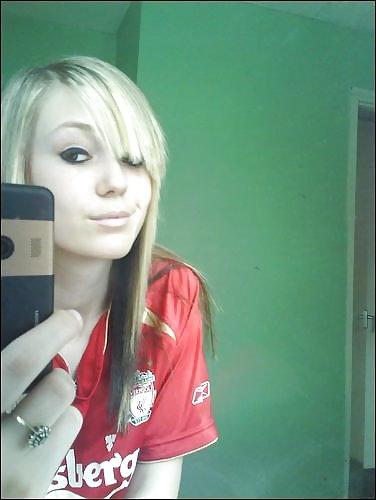 21P Uk soccer babes