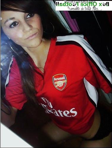 21P Uk soccer babes