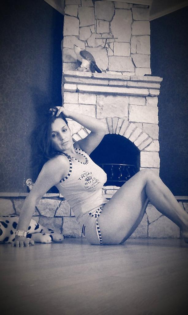 24P Russian mom (32 years old)