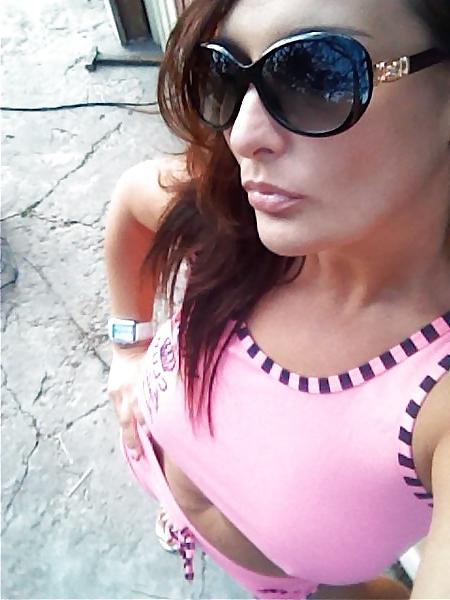 24P Russian mom (32 years old)