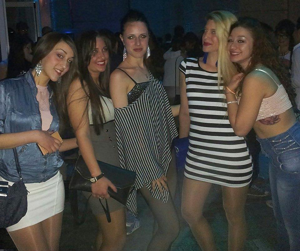 25P Italian Daniela and friends
