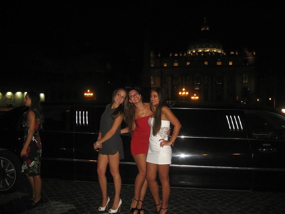 25P Italian Daniela and friends