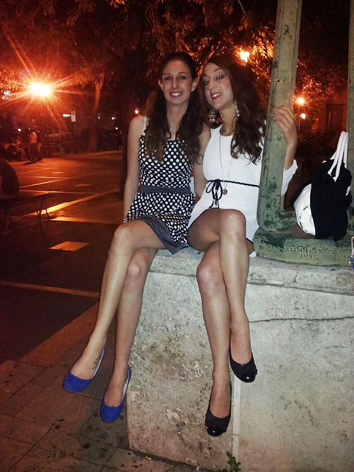 25P Italian Daniela and friends