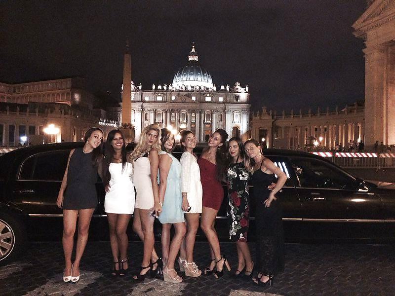 25P Italian Daniela and friends