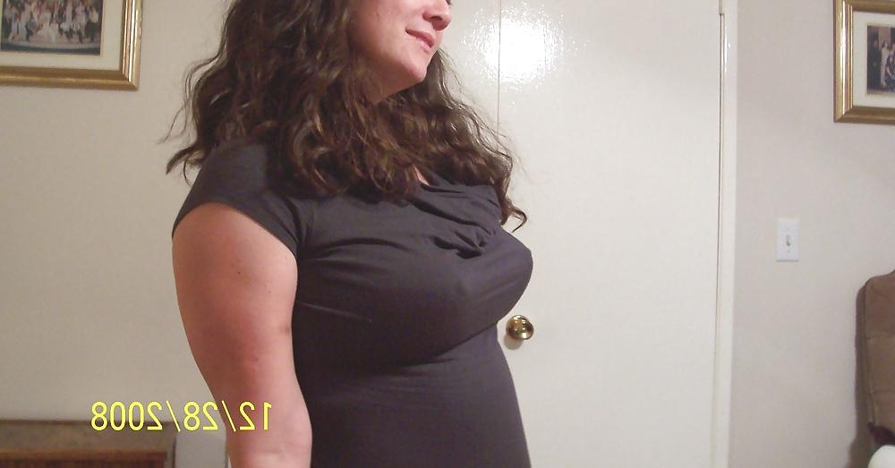 25P PERKY TITS AND BIG NIPS