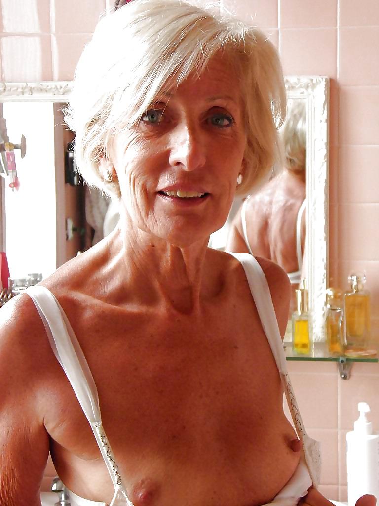 25P GILF Sexaholics