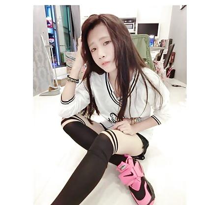 8P TAIWAN CUT GIRL 