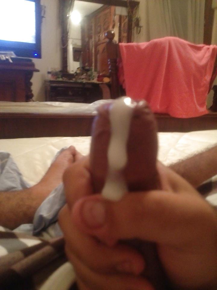 7P My cum .. tell me who wants to get covered and where