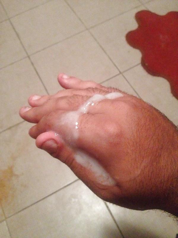 7P My cum .. tell me who wants to get covered and where