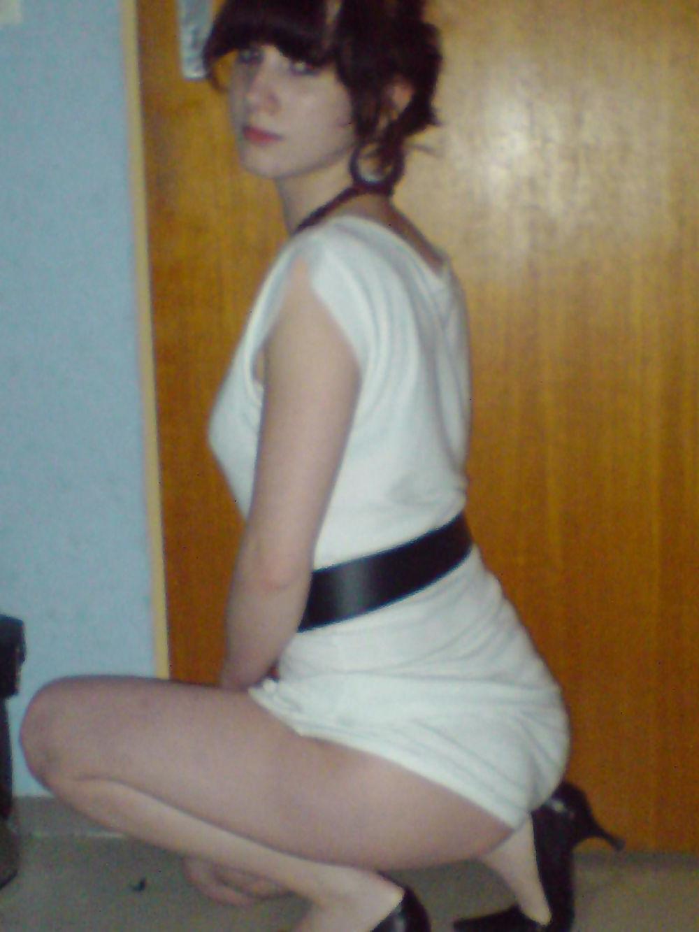 22P Hot Little Italian Girl