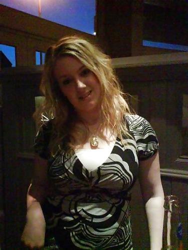 14P Dublin girl shows us how her fake tan is coming up